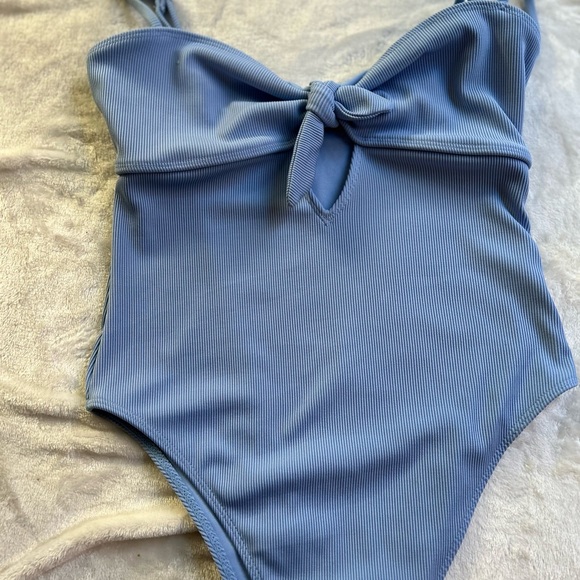One piece periwinkle blue swimsuit - Picture 2 of 3